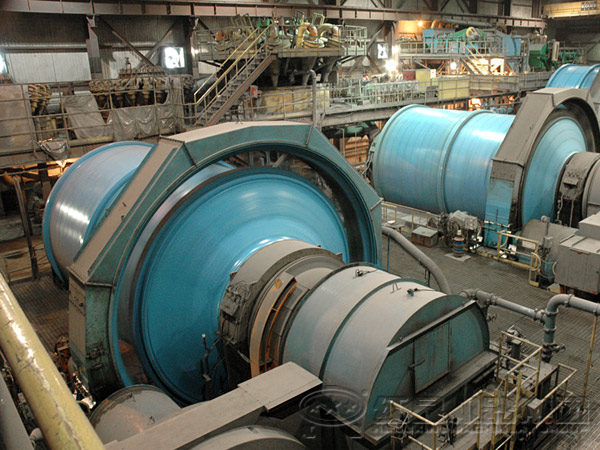 鋼渣磨客戶現場