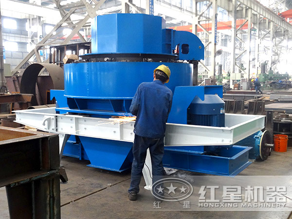 環保型制砂機生產車間