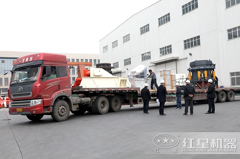 圓錐破碎機發貨現場 圓錐破碎機發貨現場