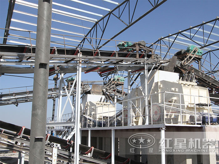 小型反擊式破石頭機械生產現場 小型反擊式破石頭機械生產現場