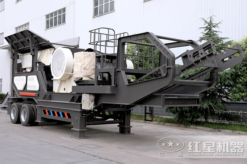 移動式石頭碎沙機廠區(qū)展示 移動式石頭碎沙機廠區(qū)展示