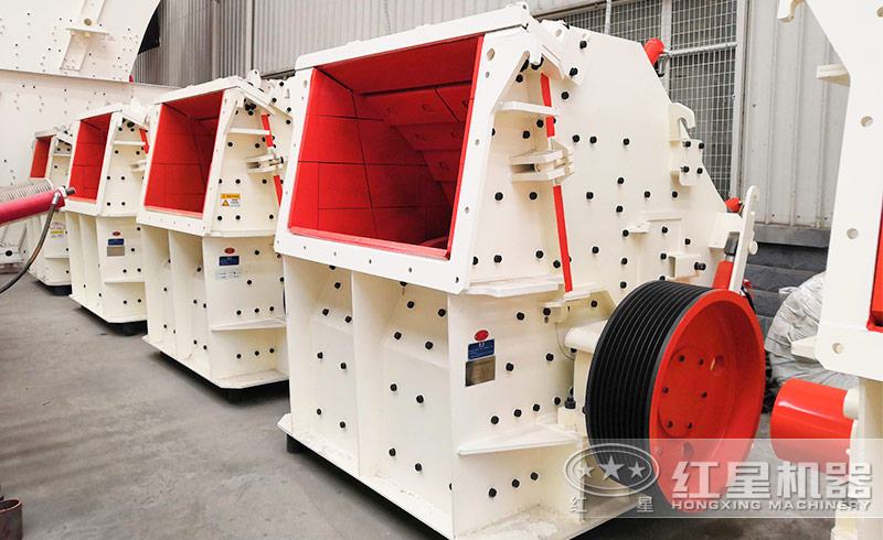 時(shí)產(chǎn)200噸破碎篩分設(shè)備有哪些?有破碎篩分設(shè)備生產(chǎn)視頻看嗎 時(shí)產(chǎn)200噸破碎篩分設(shè)備有哪些?有破碎篩分設(shè)備生產(chǎn)視頻看嗎