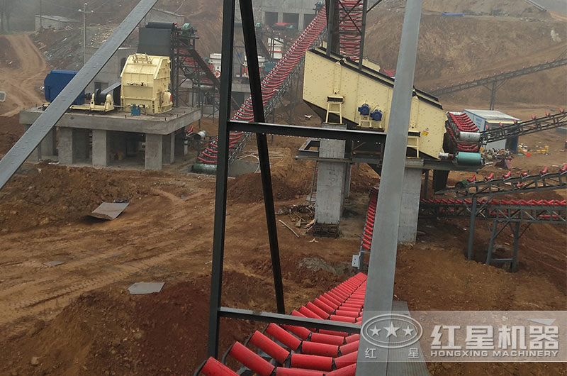 反擊式破碎設(shè)備應用生產(chǎn)現(xiàn)場