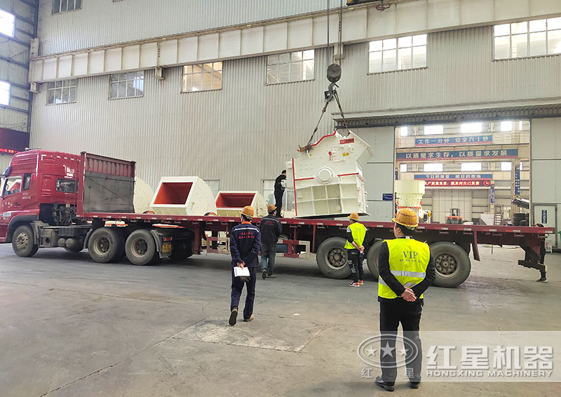 紅星機器小型打沙機車間發貨
