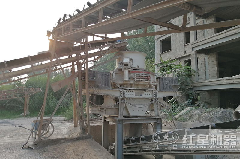 紅星機器河卵石制砂機客戶制砂現場