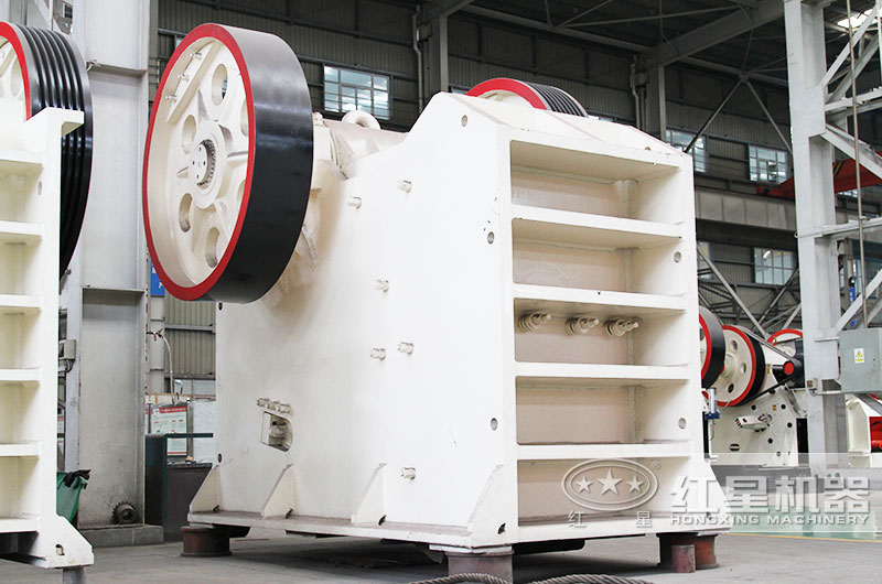 石頭破碎需要辦理什么手續(xù)？用什么破碎機(jī)？